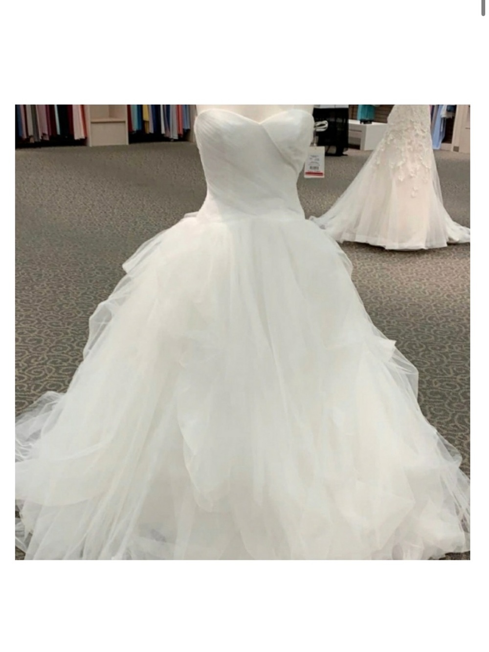 White by Vera Wang White Bridal Gown Label Photo 12